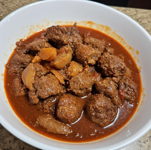 Stifado Plakous