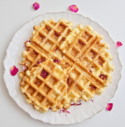 Salak & Iranian Saffron Rose Waffles