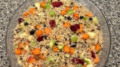 Salade de Quinoa aux Haricots Rouges et aux Fruits