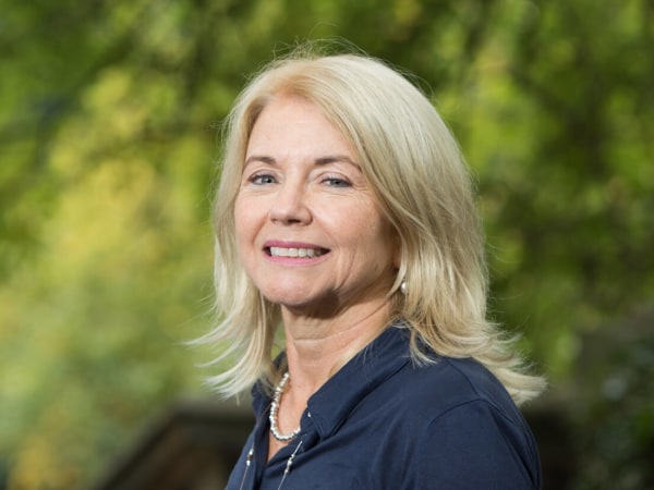 Lesley McKinlay