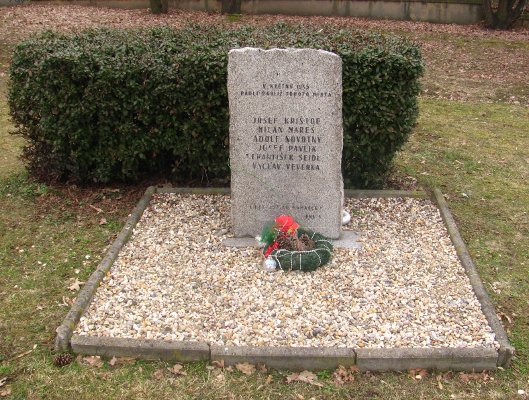 Válečné pomníky na území Krče