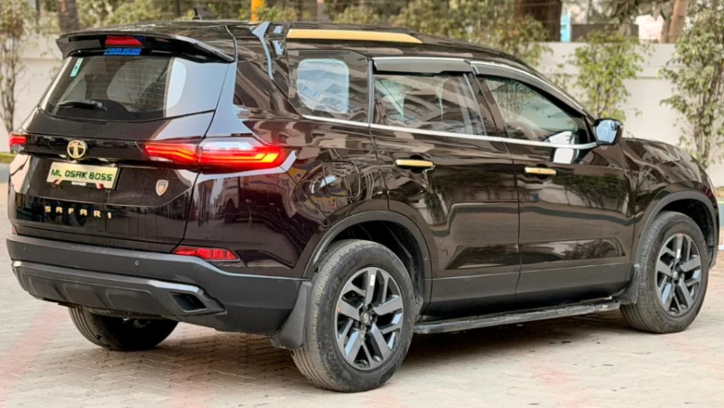 Tata Safari - Thumbnail 2