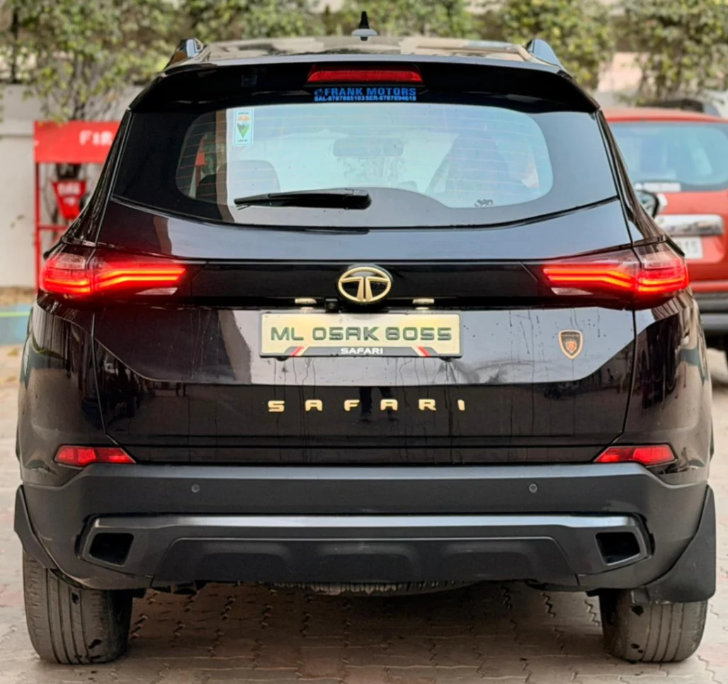 Tata Safari - Thumbnail 8