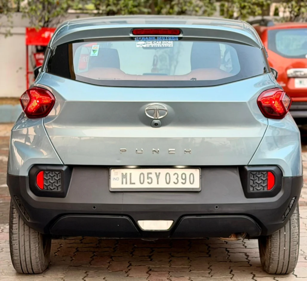 Tata Punch - Thumbnail 3