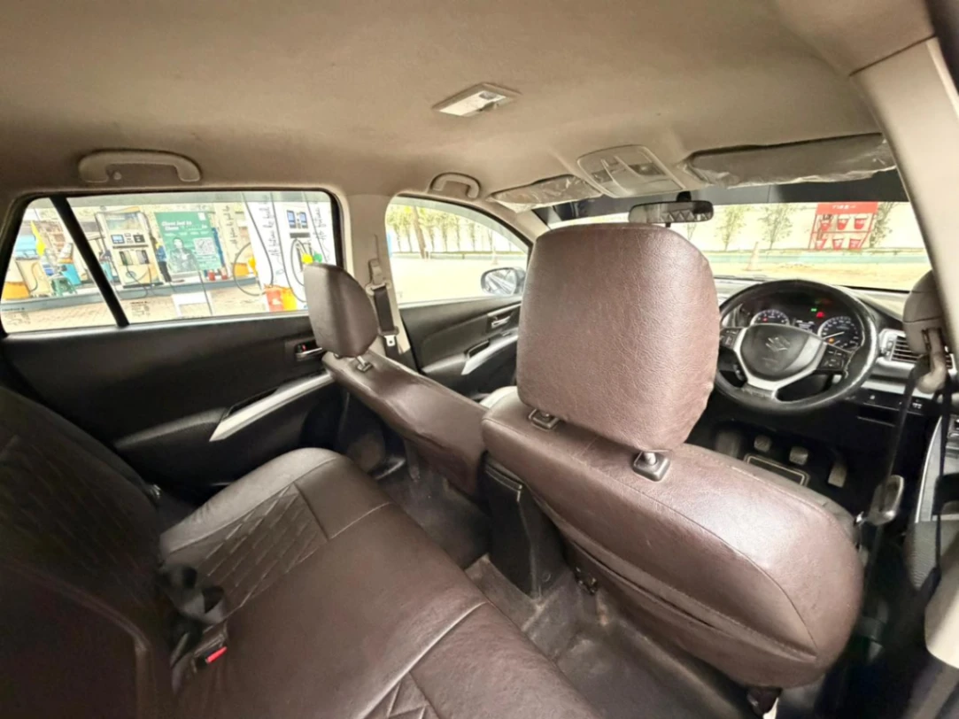 Maruti Suzuki S-Cross - Thumbnail 8