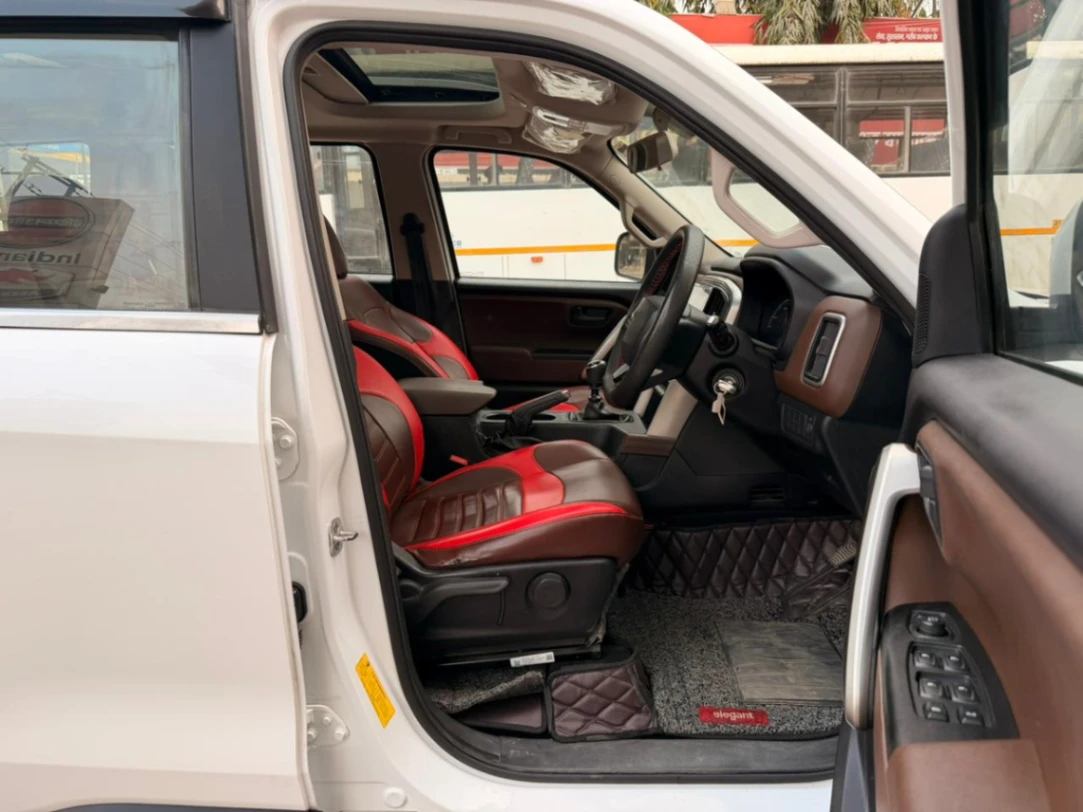 Mahindra Scorpio N - Thumbnail 6