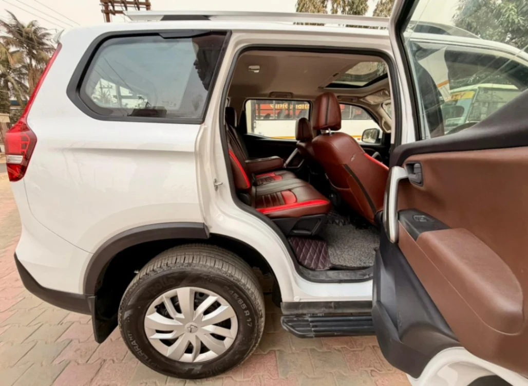 Mahindra Scorpio N - Thumbnail 11