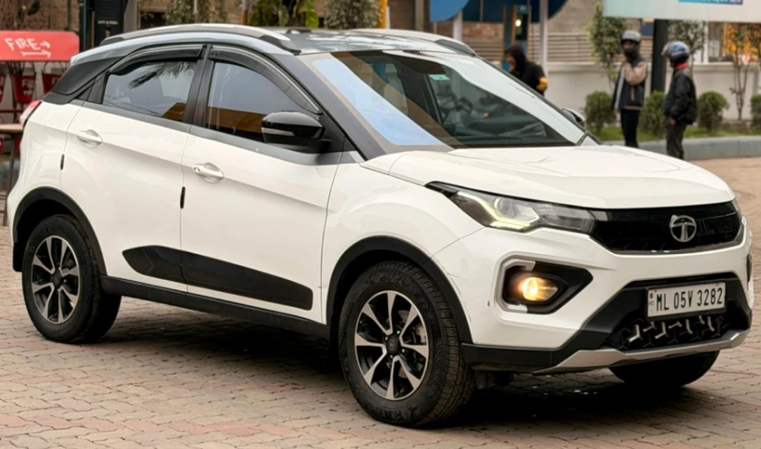 Tata Nexon - Thumbnail 3