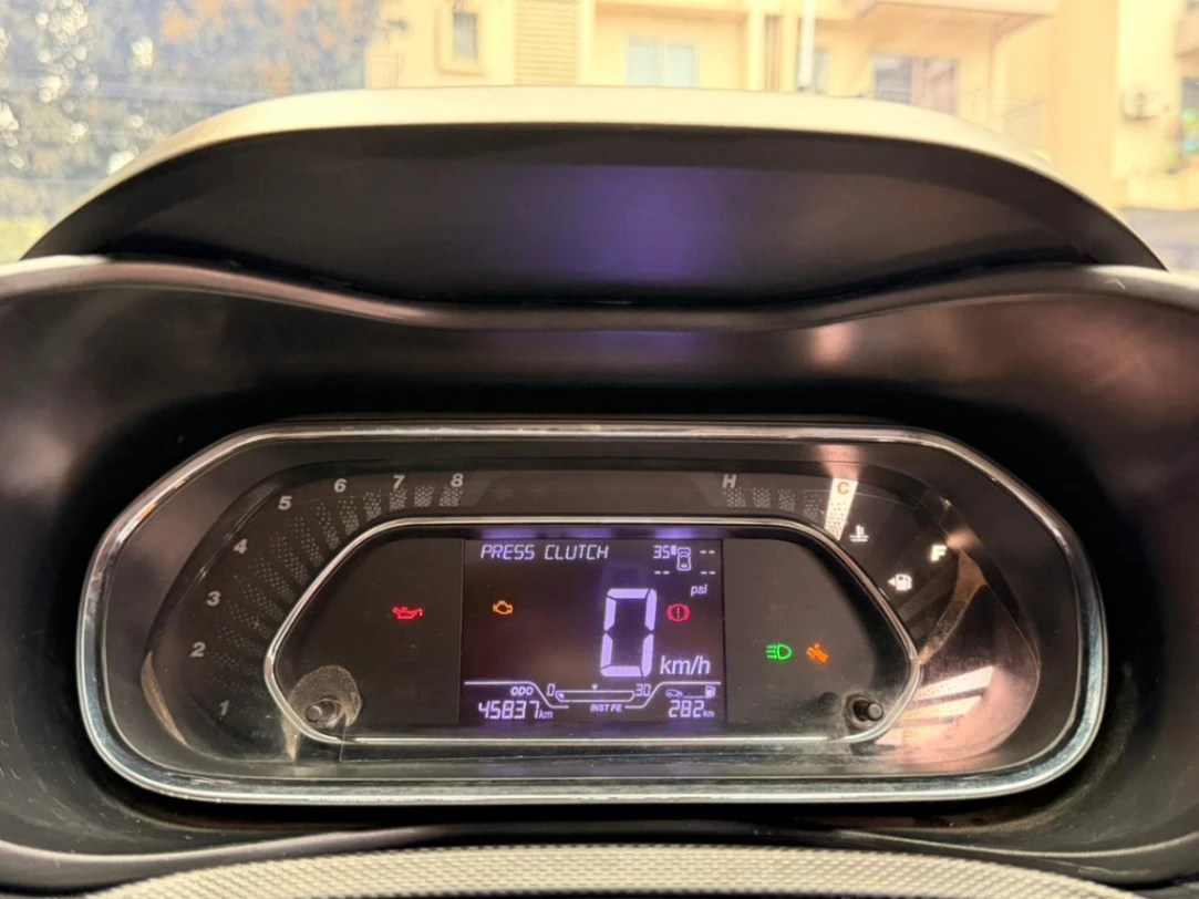 Tata Nexon - Thumbnail 6