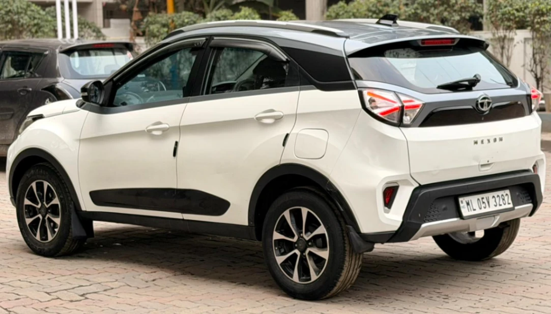Tata Nexon - Thumbnail 10