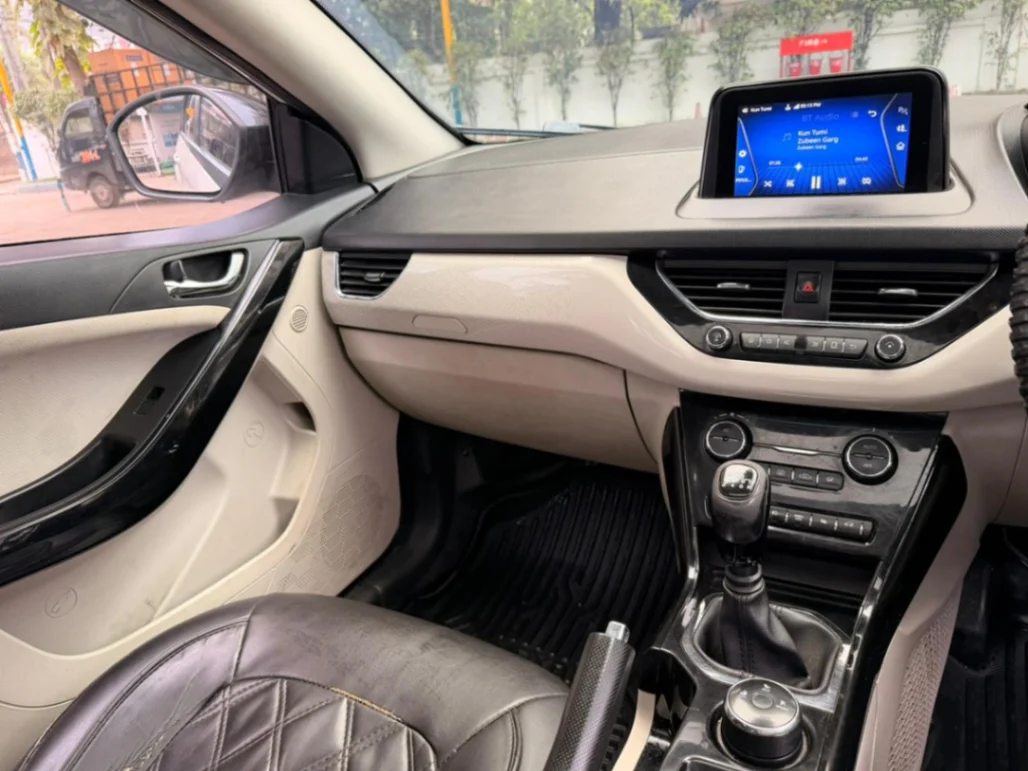 Tata Nexon - Thumbnail 11