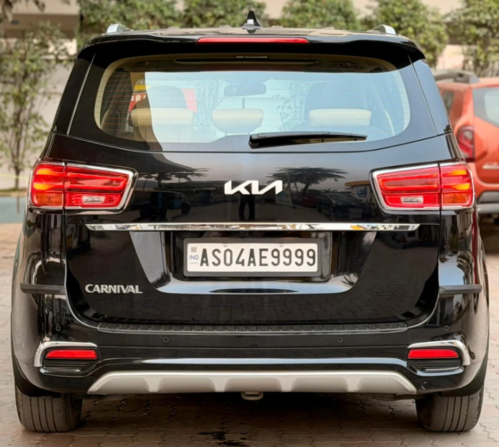 Kia Carnival - Thumbnail 12