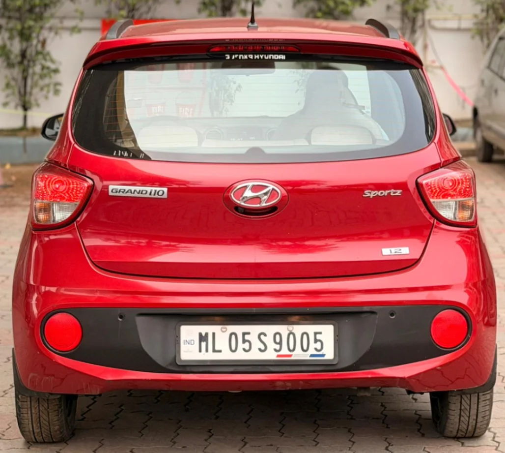 Hyundai Grand i10 - Thumbnail 9