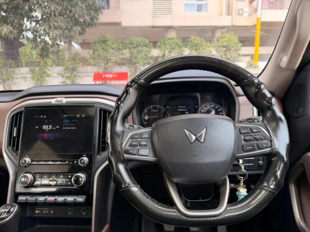 Mahindra Scorpio N - Thumbnail 4