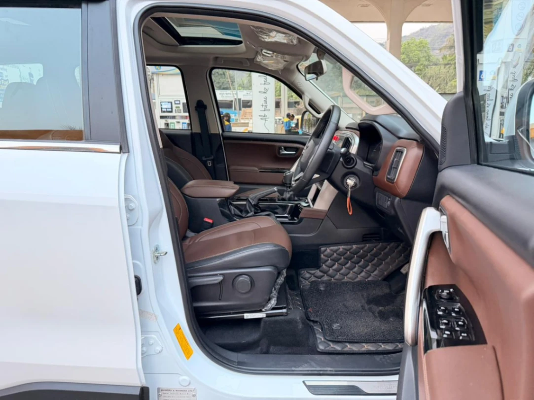 Mahindra Scorpio N - Thumbnail 3