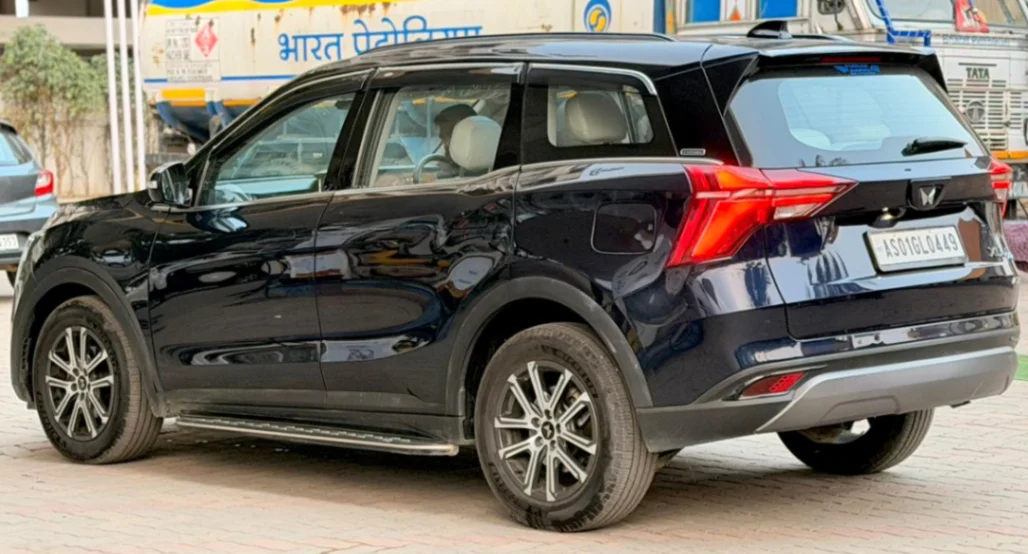 Mahindra XUV700 - Thumbnail 4