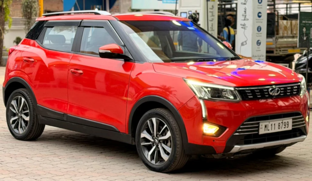 Mahindra XUV300 - Thumbnail 10