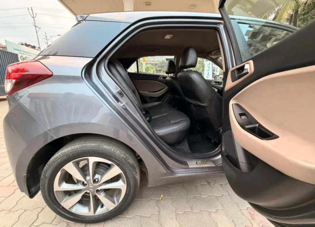 Hyundai i10 - Thumbnail 5