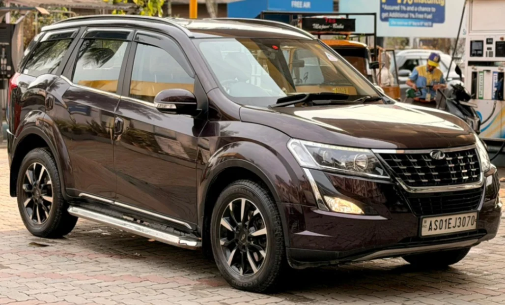 Mahindra XUV500 - Thumbnail 4