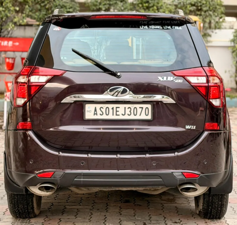 Mahindra XUV500 - Thumbnail 5