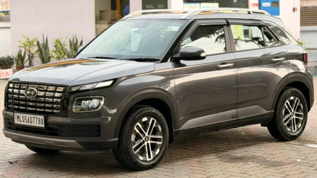 Hyundai Venue - Thumbnail 11