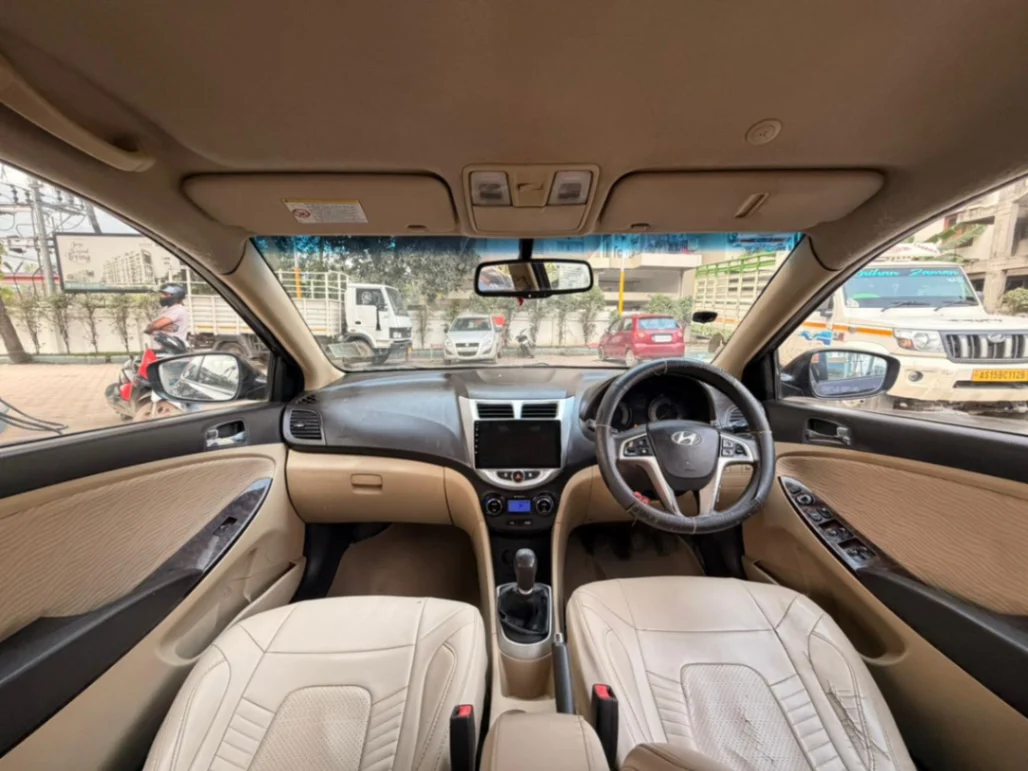 Hyundai Verna - Thumbnail 2