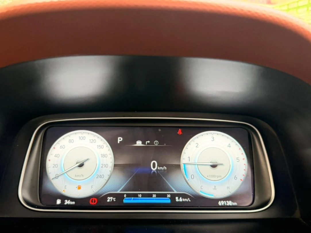 Hyundai Alcazar - Thumbnail 2