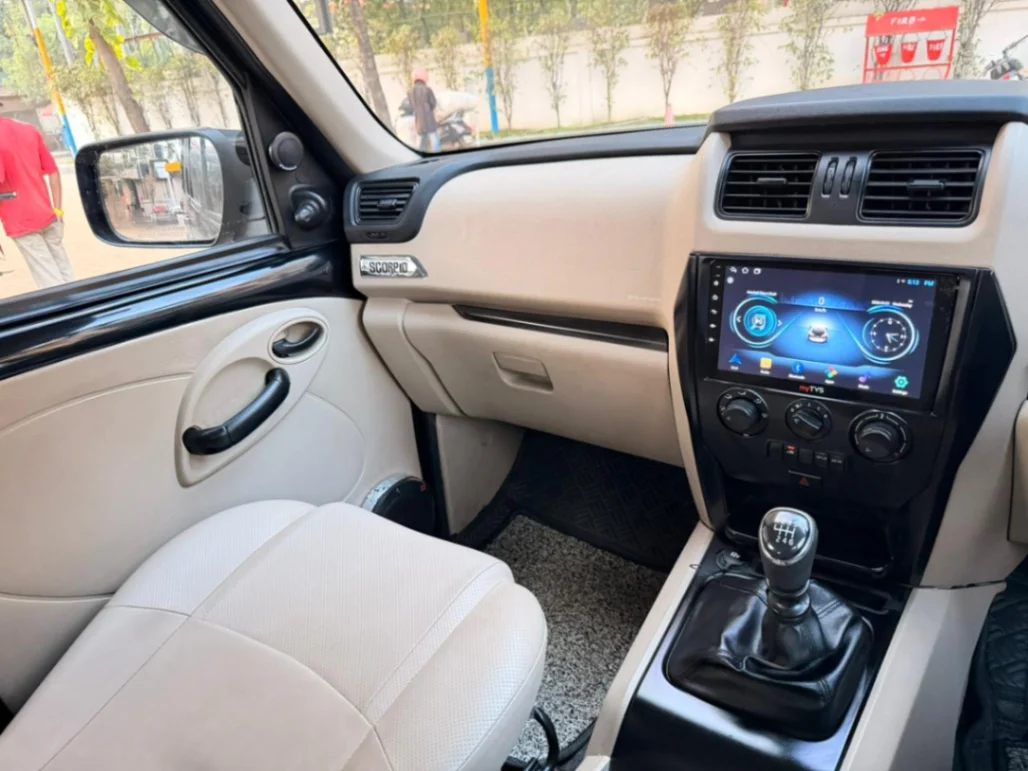 Mahindra Scorpio Classic - Thumbnail 3