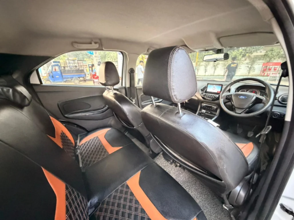 Ford Figo - Thumbnail 9