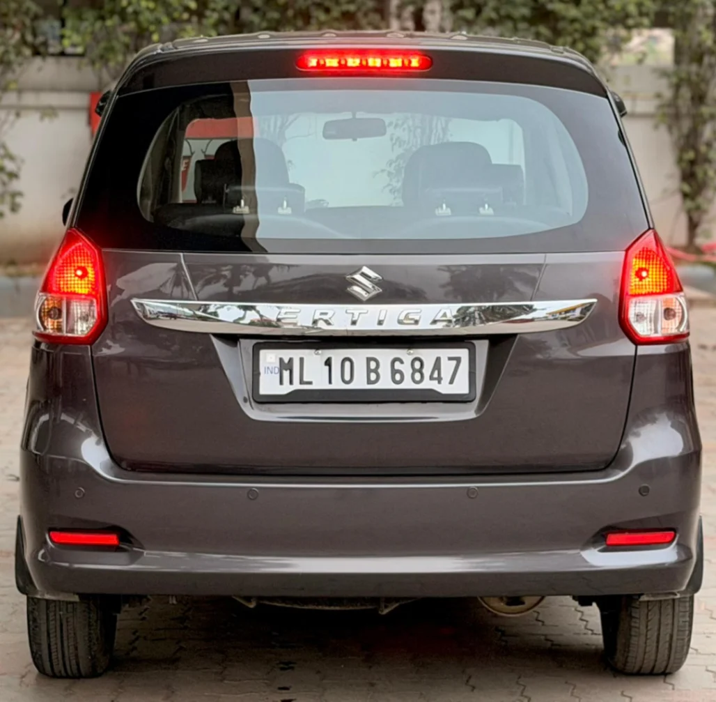 Maruti Suzuki Ertiga - Thumbnail 3