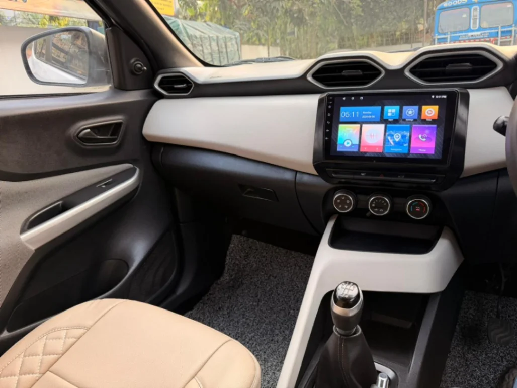 Nissan Magnite - Thumbnail 4