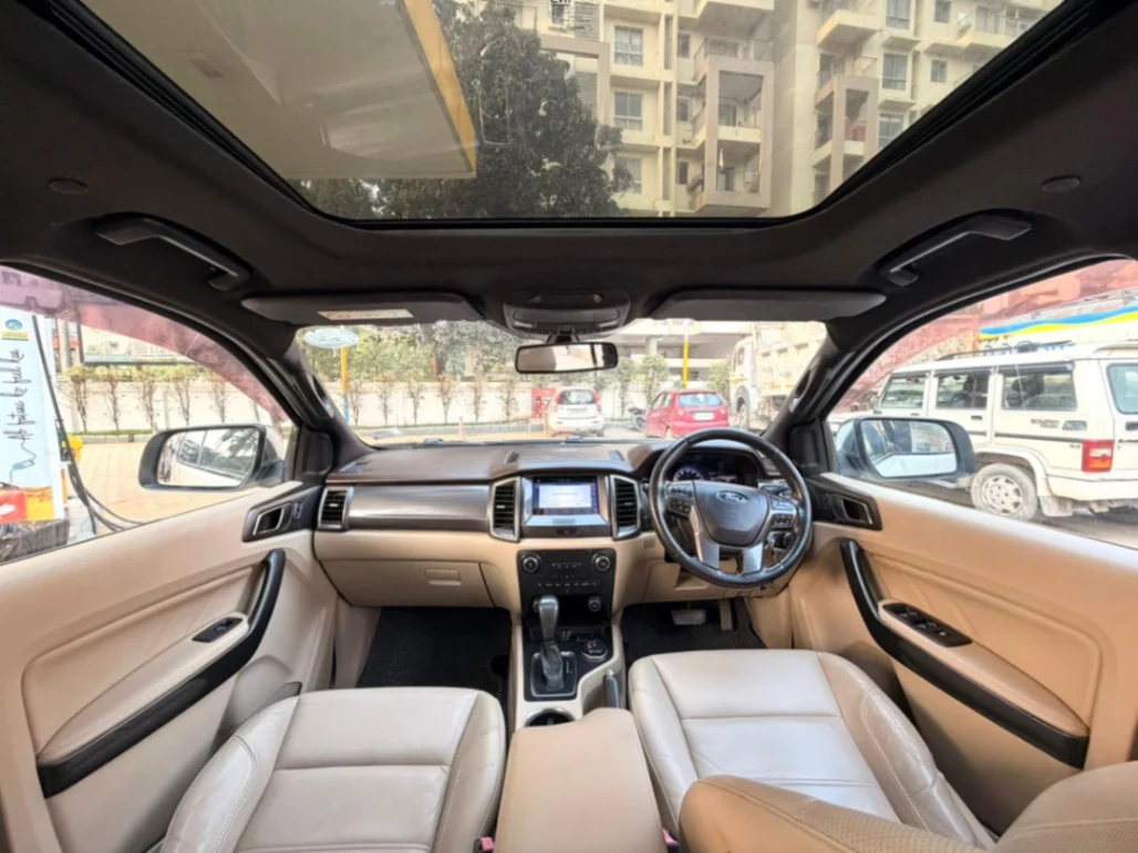 Ford Endeavour - Thumbnail 2