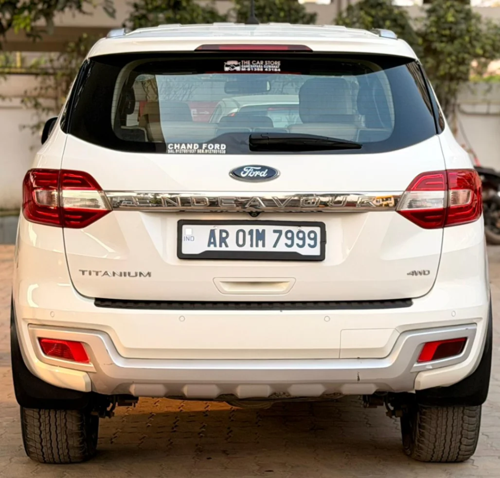 Ford Endeavour - Thumbnail 4