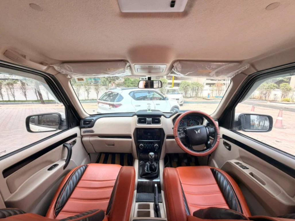 Mahindra Scorpio Classic - Thumbnail 3
