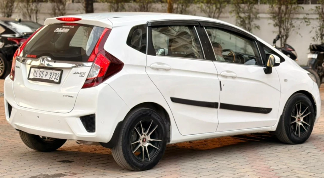 Hyundai Jazz - Thumbnail 2