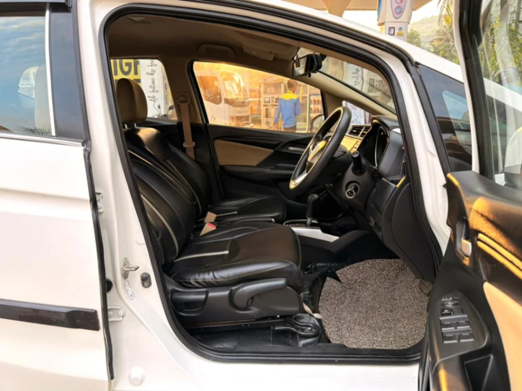 Hyundai Jazz - Thumbnail 3