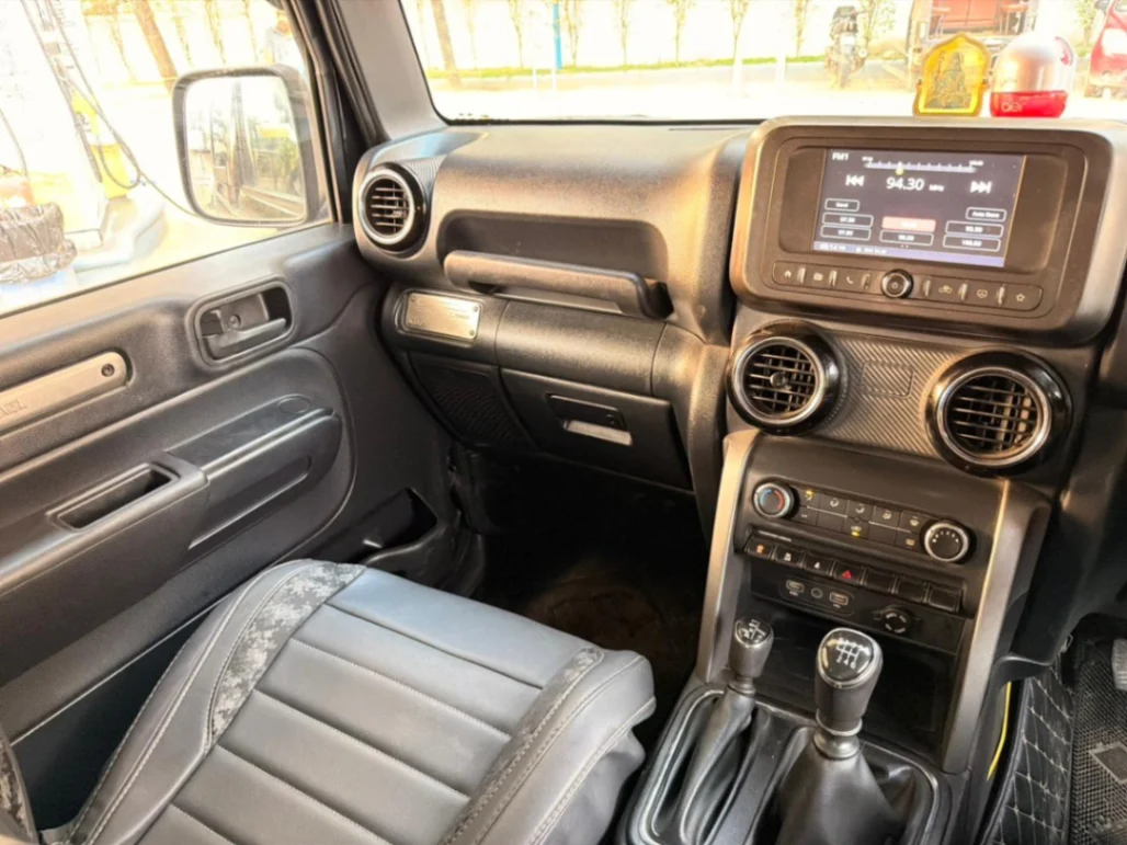 Mahindra Thar - Thumbnail 4