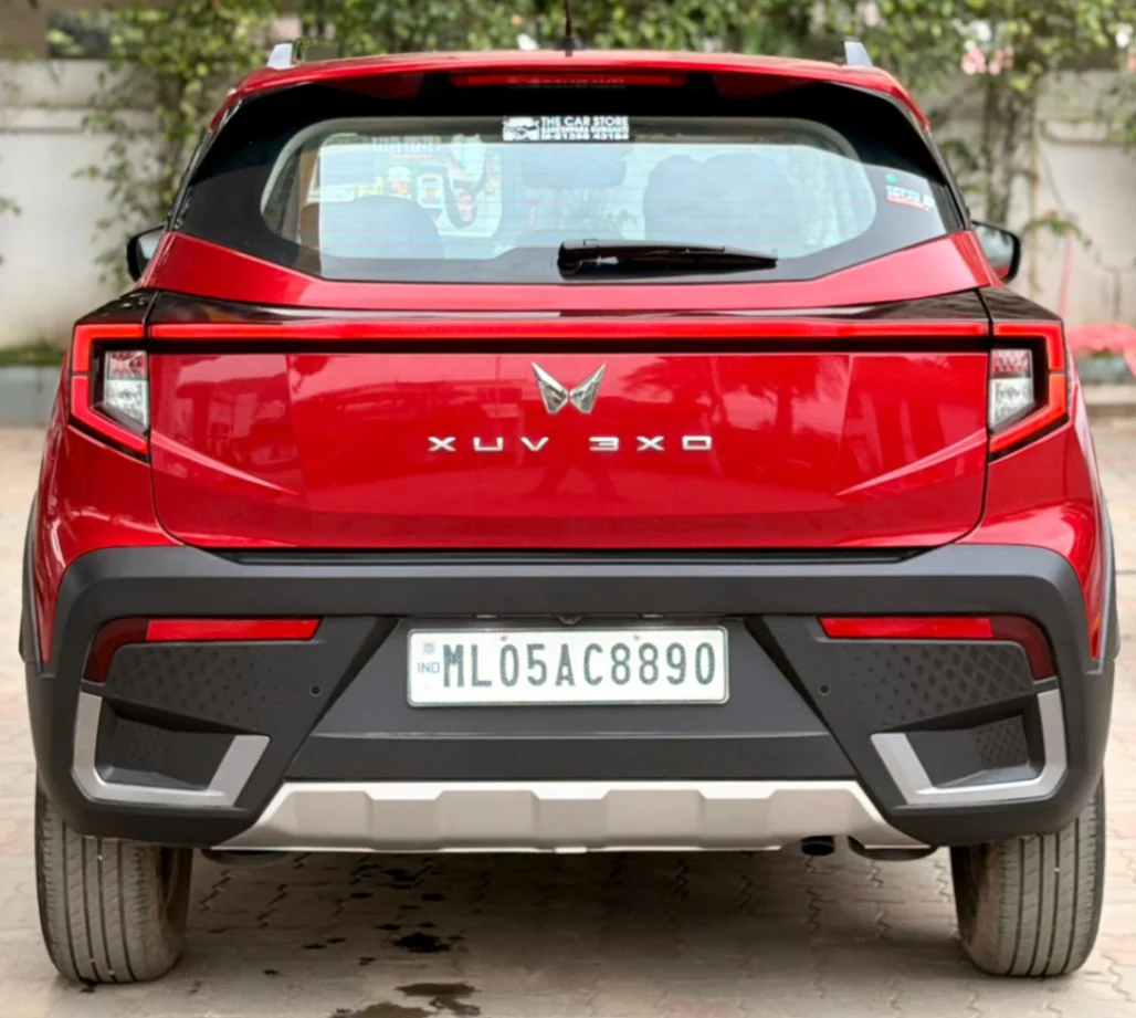 Mahindra 3XO - Thumbnail 12