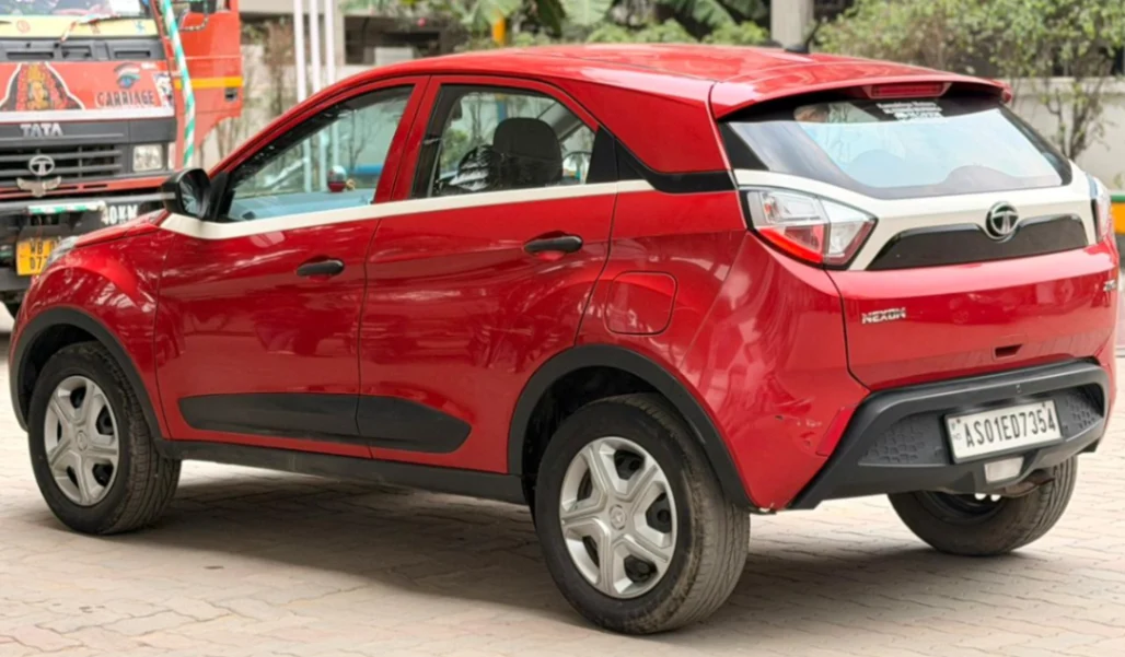Tata Nexon - Thumbnail 3