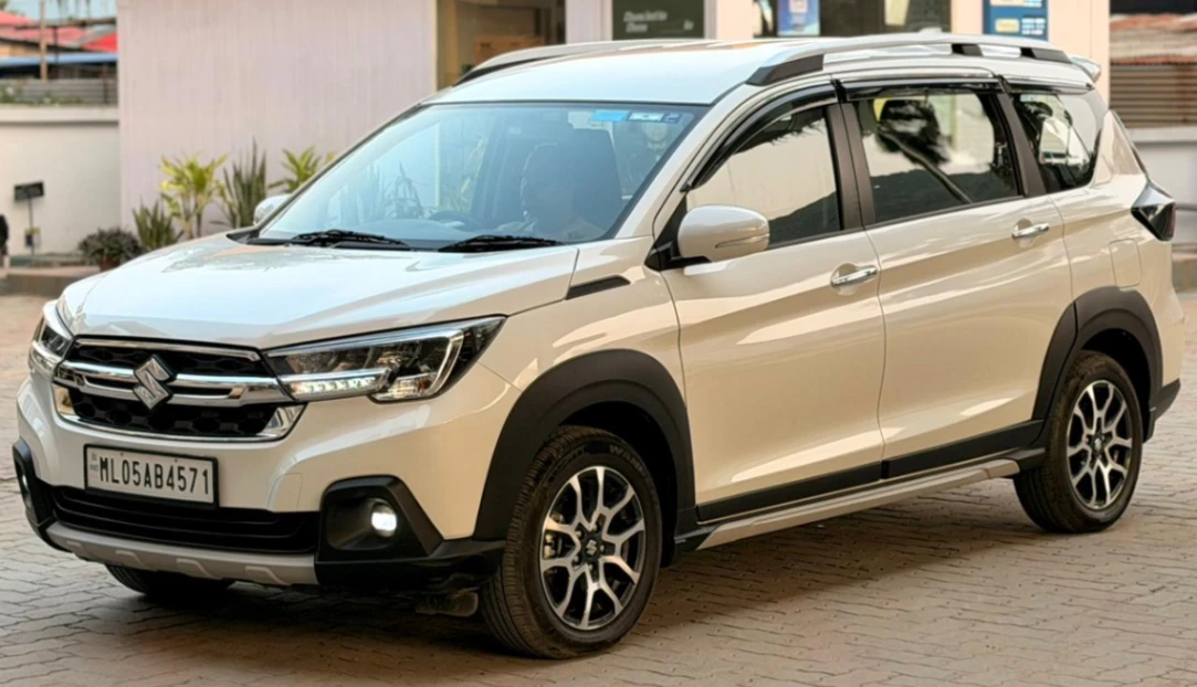 Maruti XL6 - Thumbnail 2