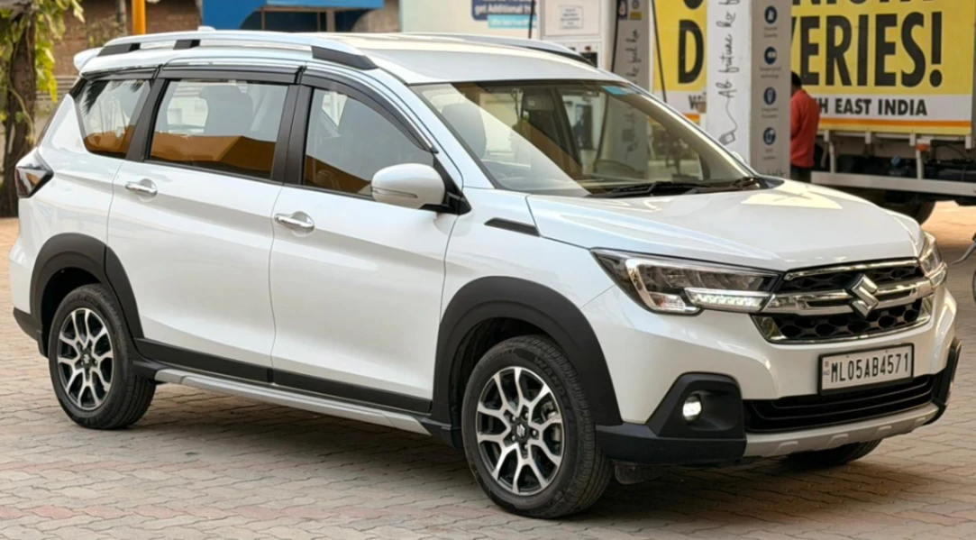 Maruti XL6 - Thumbnail 12