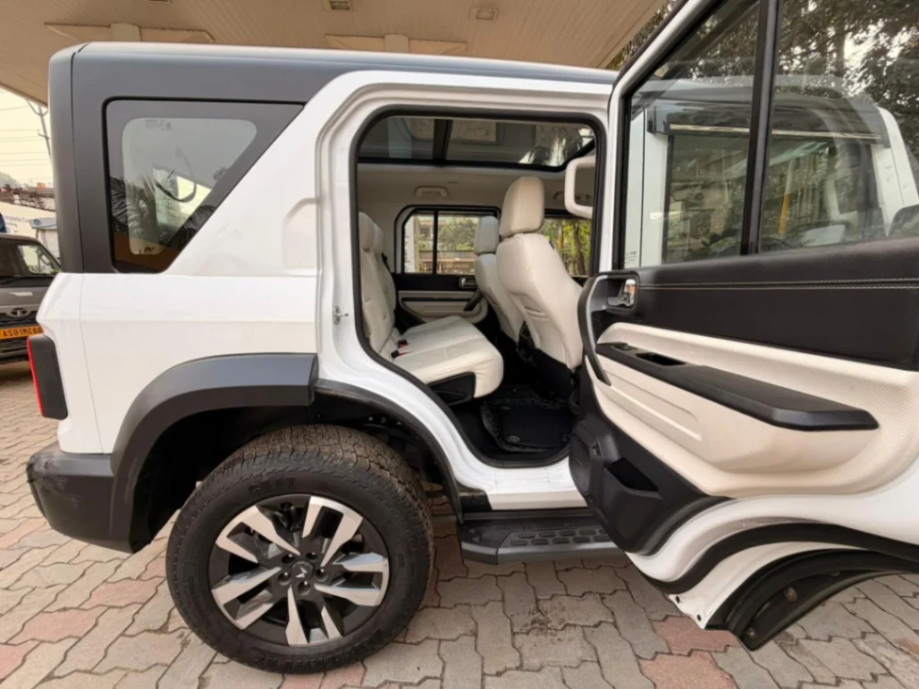 Mahindra THAR ROXX - Thumbnail 5