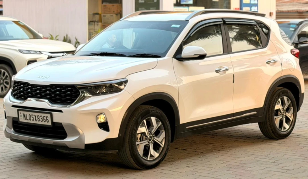 Kia Sonet - Thumbnail 3