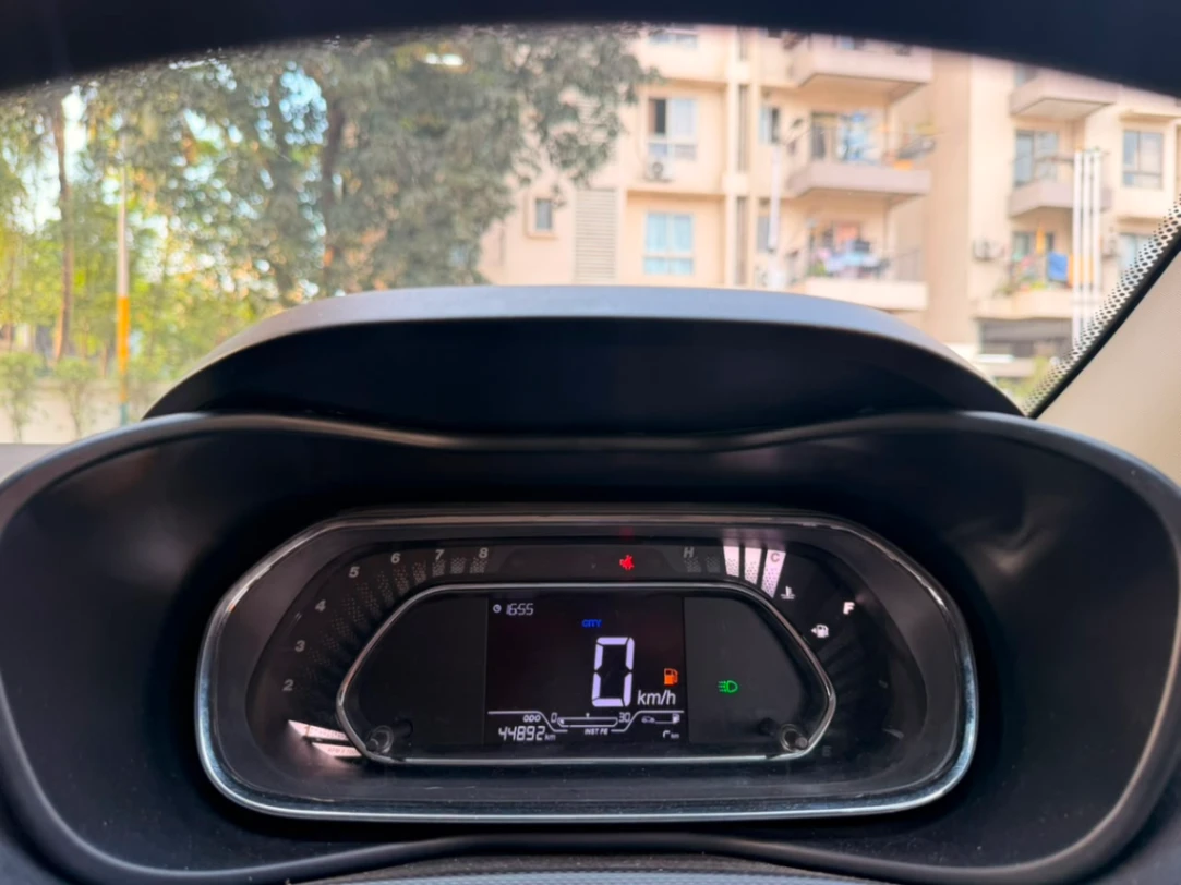 Tata Nexon - Thumbnail 12