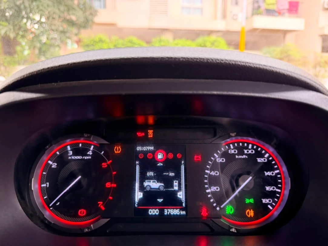 Mahindra Thar - Thumbnail 3