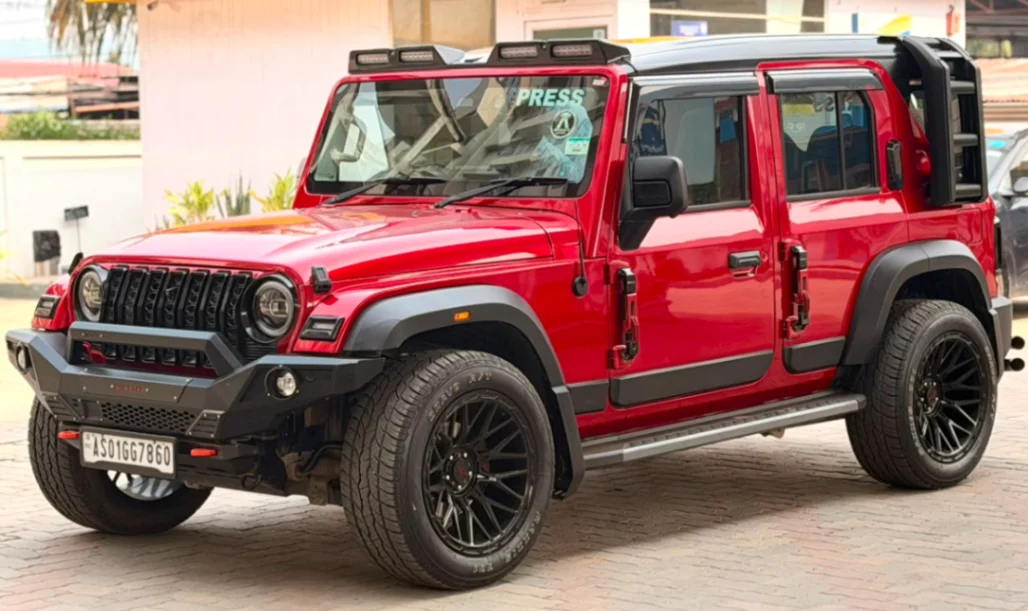 Mahindra THAR ROXX - Thumbnail 12