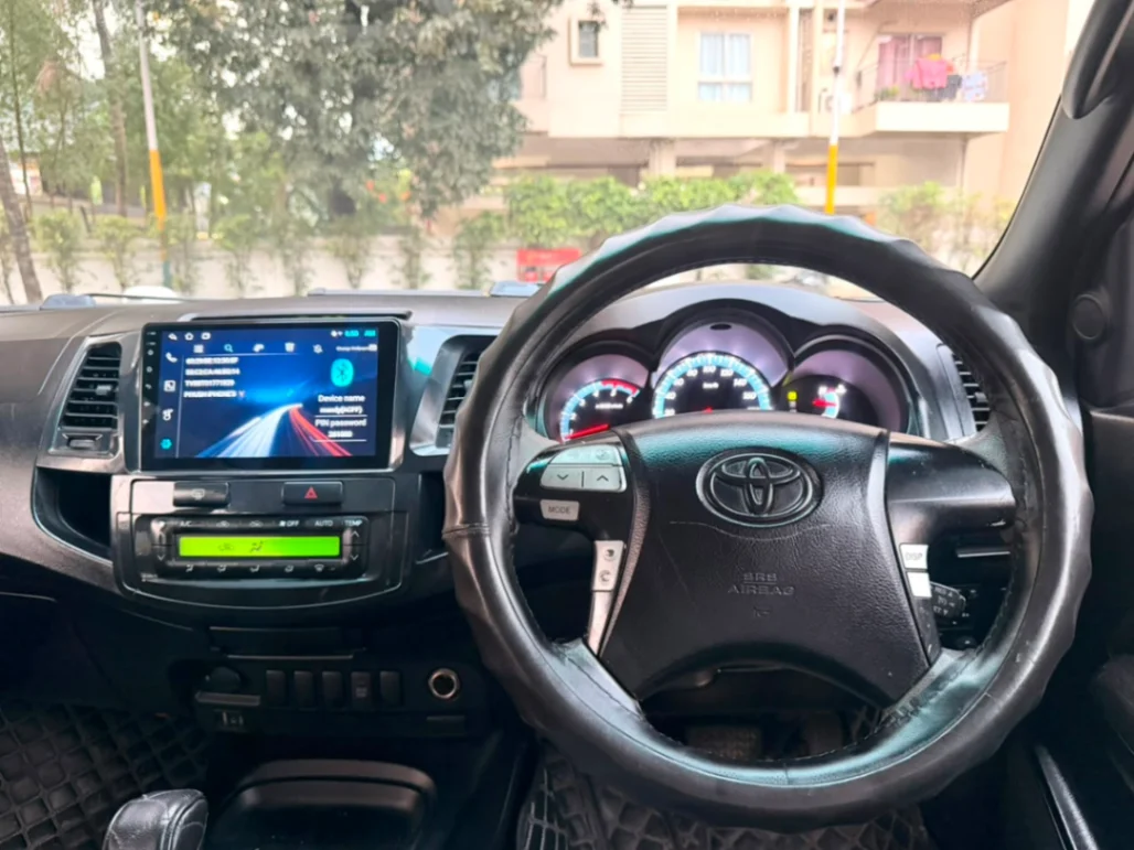 Toyota Fortuner - Thumbnail 6