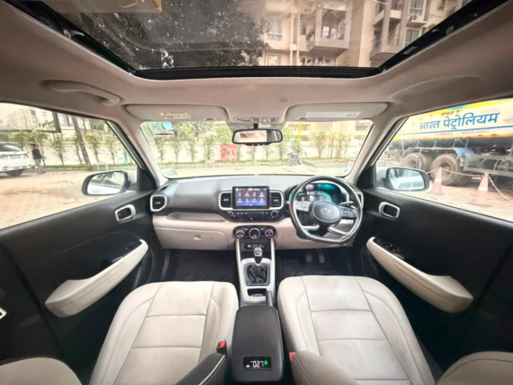 Hyundai Venue - Thumbnail 7