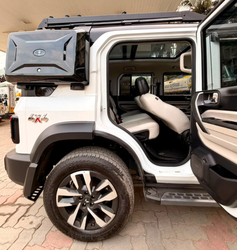 Mahindra THAR ROXX - Thumbnail 7