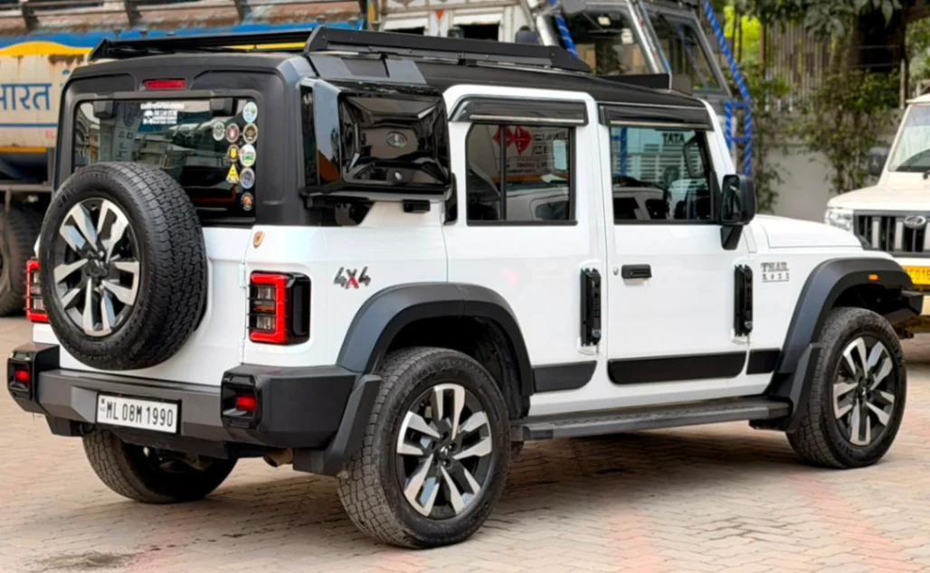 Mahindra THAR ROXX - Thumbnail 10